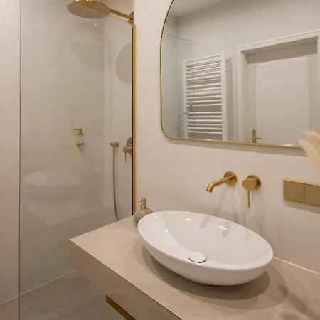 Aurum Suite - Luxurioeses City Apartment Wurzburg Exterior photo